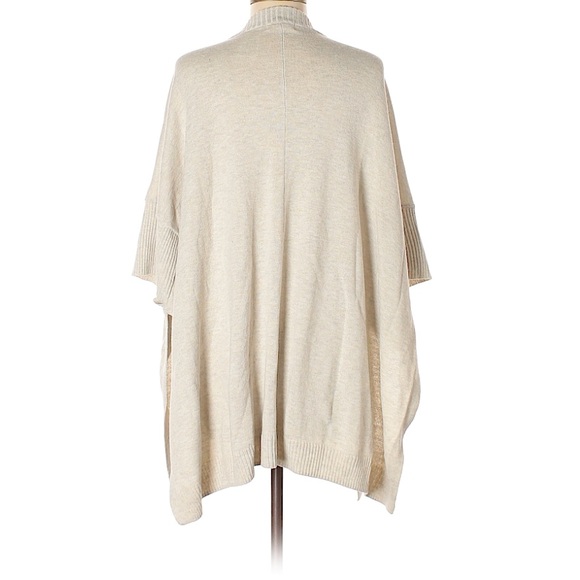 Like New-H&M Conscious Pullover Sweater - Picture 2 of 6